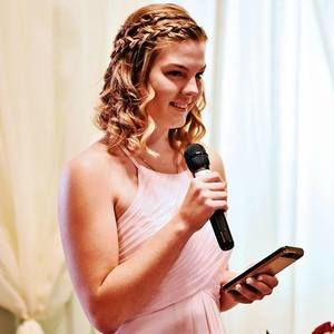 Meet your Posher, Alyssa